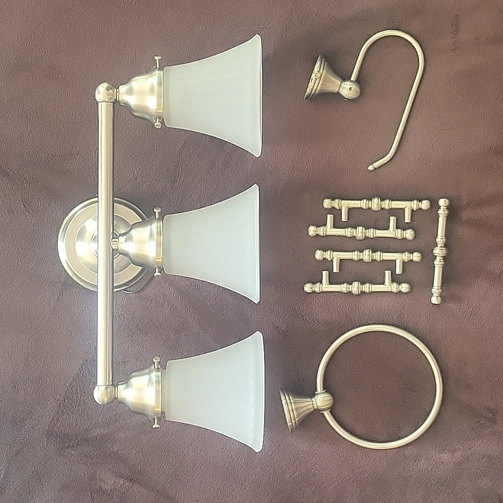 Elegant Silver Bathroom Light Fixture Set